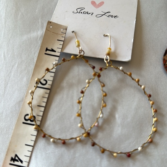 4 Pair Cute Brand New Earrings by Turkoyz, Plunder & Susan Love Handmade - Picture 9 of 13